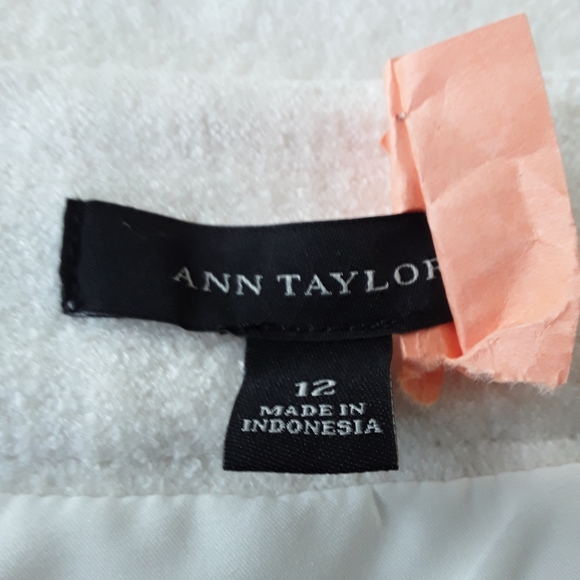 ANN TAYLOR WINTER WHITE WOOL BLEND A-LINE SKIRT SZ 12 - Picture 9 of 9